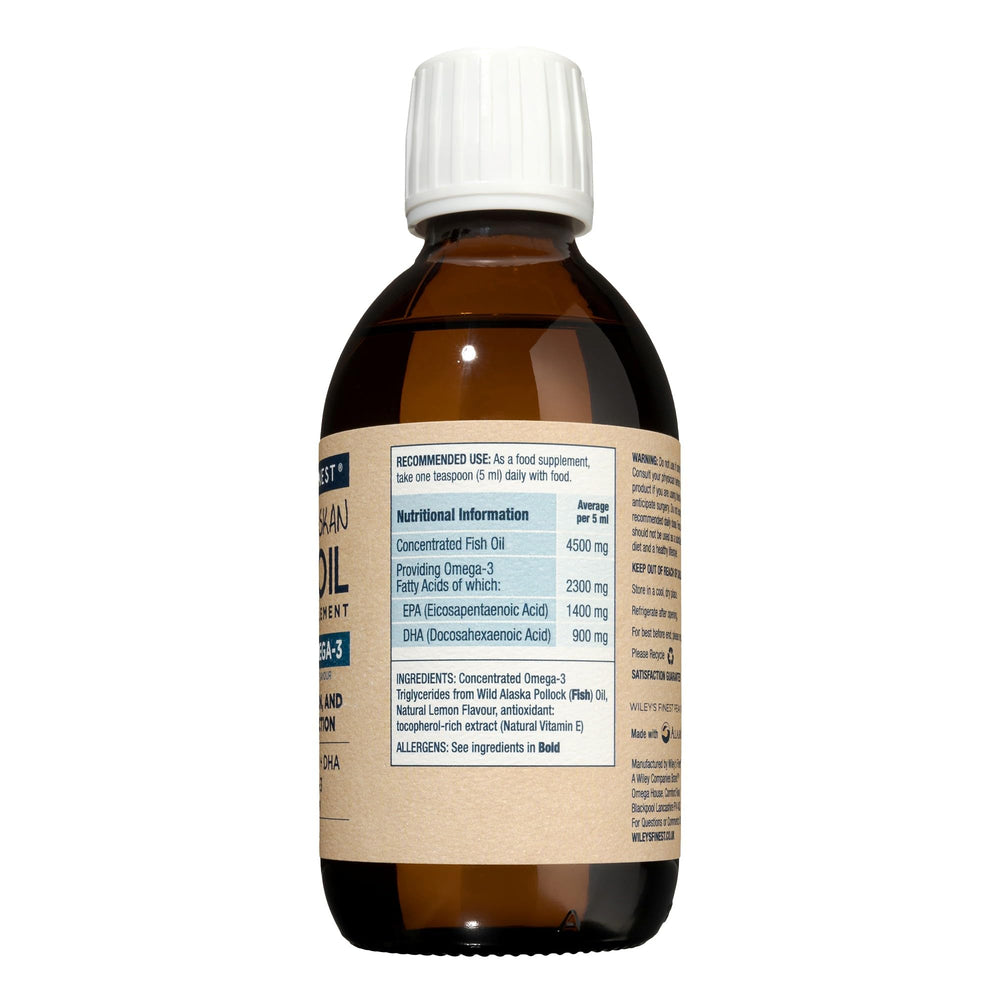 Close-up of Wiley's Finest Peak Omega-3 Liquid Lemon bottle and label