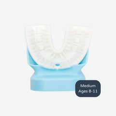 Close-up of Willo Opticlean mouthpiece showing bristles - White