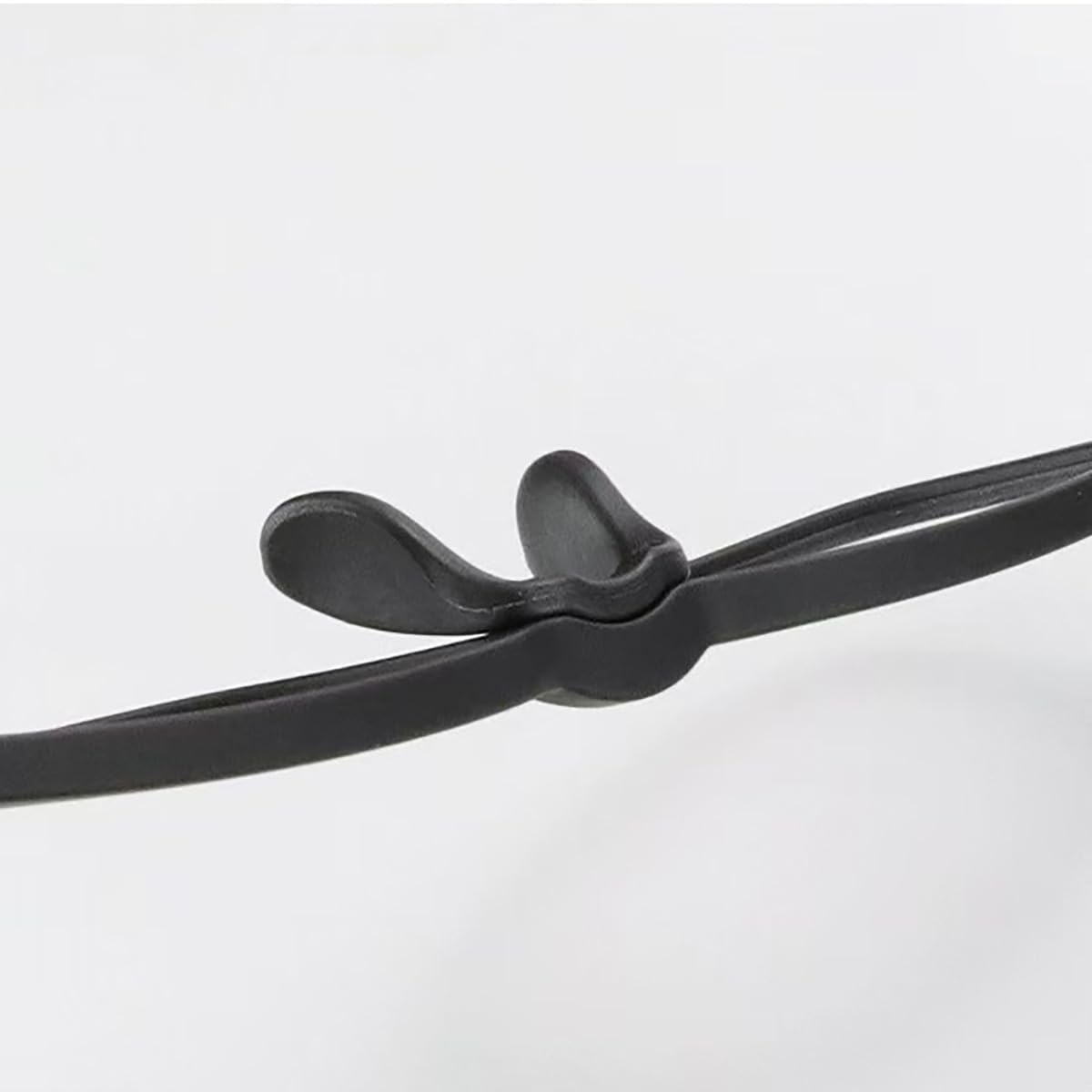 Close-up of WKWKLAS silicone nose pads