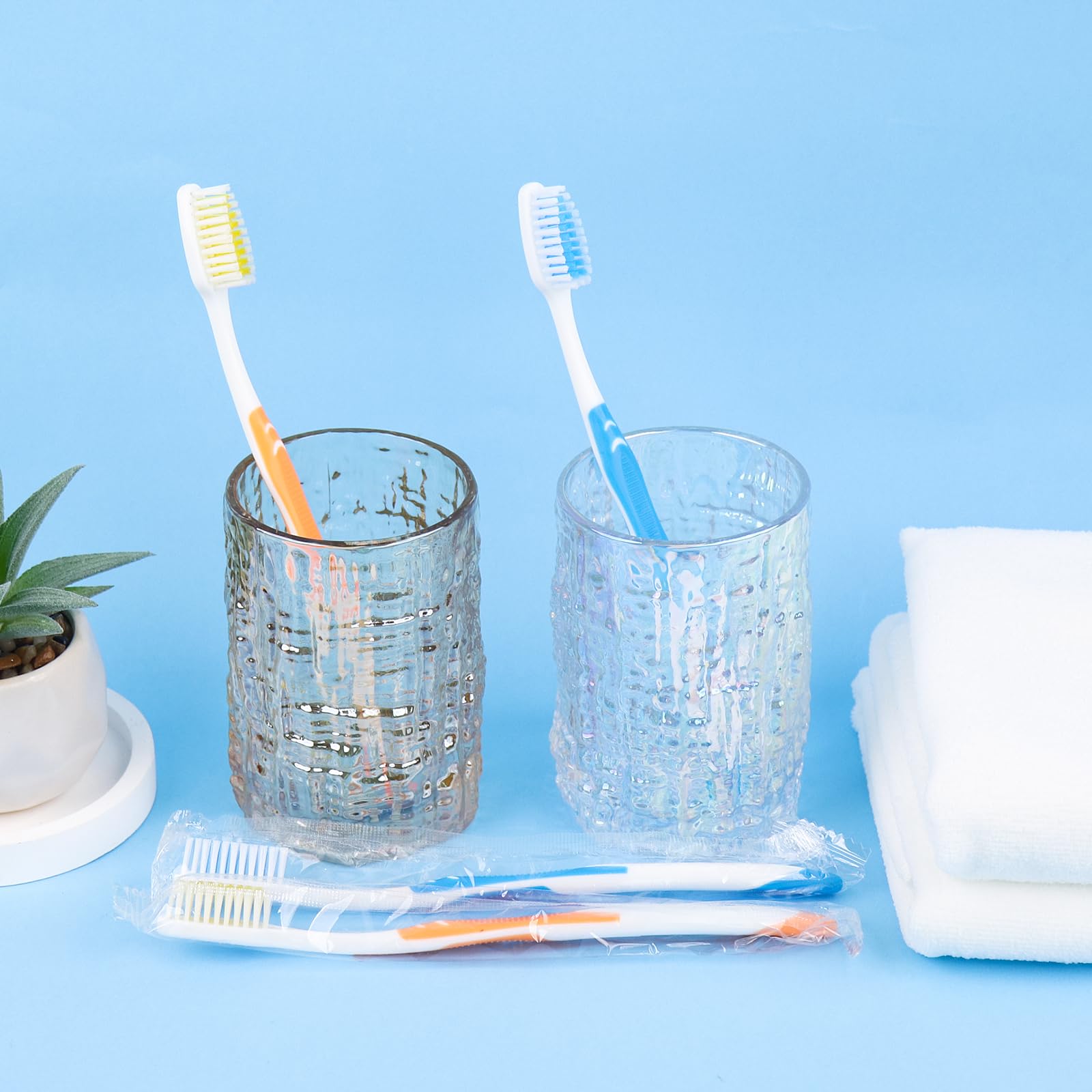 Travel-ready toothbrush kit from Zhjianup