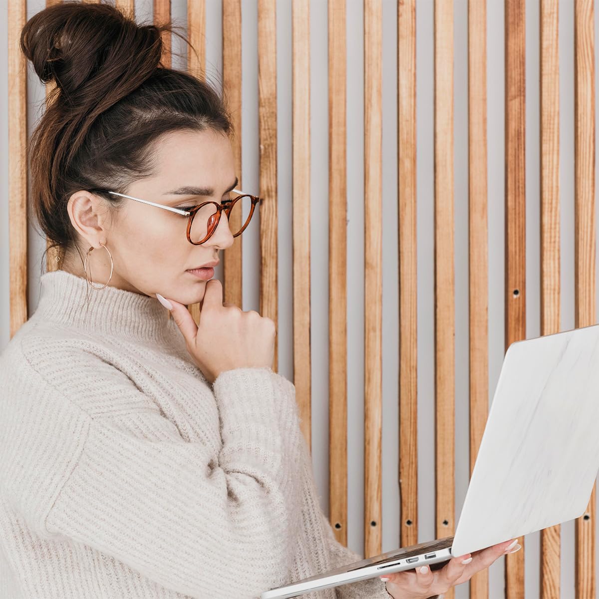 Package contents showing two replacement arms